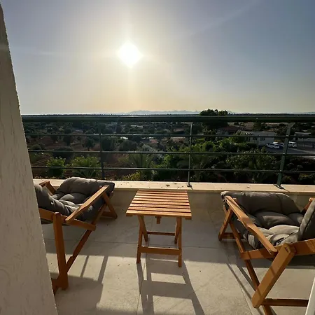 Appartement студия в комплексе Thalassa с видом на горы
