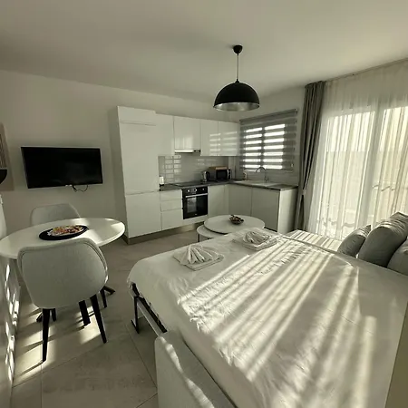 Appartement студия в комплексе Thalassa с видом на горы Elea