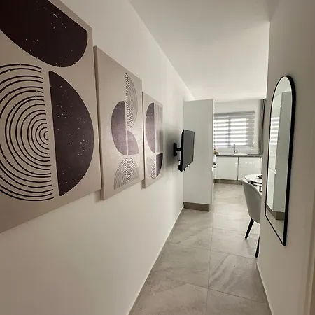 Apartment студия в комплексе Thalassa с видом на горы